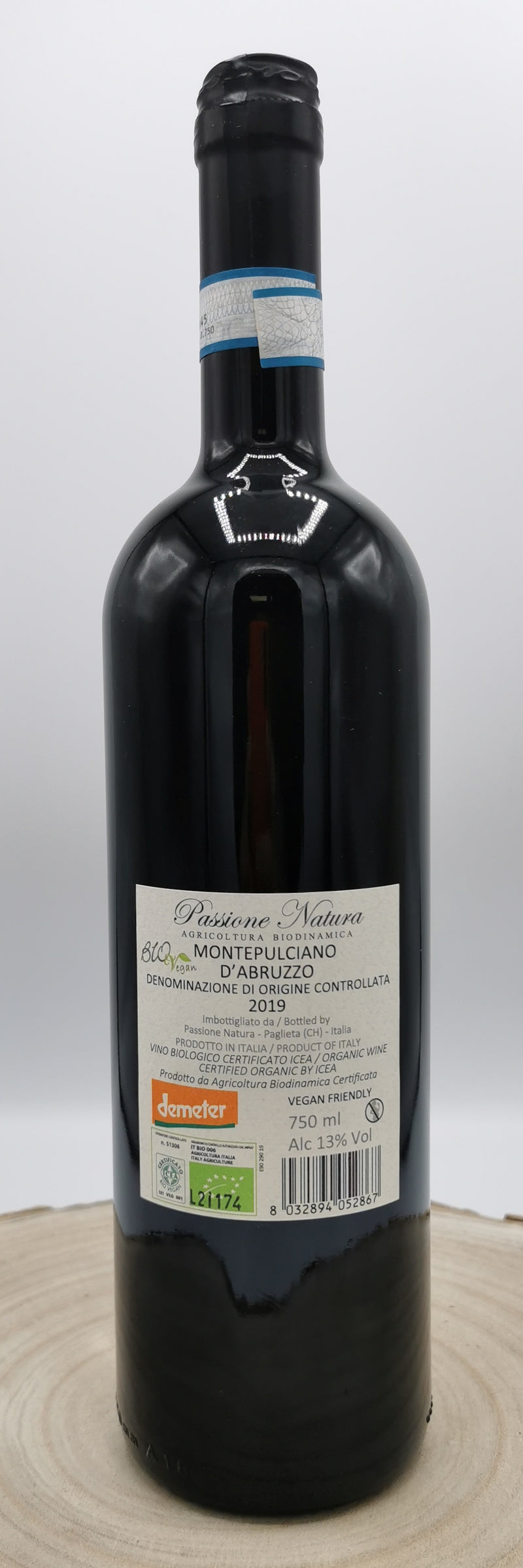 Vin Rouge Bio AOC Montepulciano d'Abruzzo 2019 Sans Sulfites Ajoutés, Cuvée Senza Solfiti Aggiunti, Passione Natura d'Italie